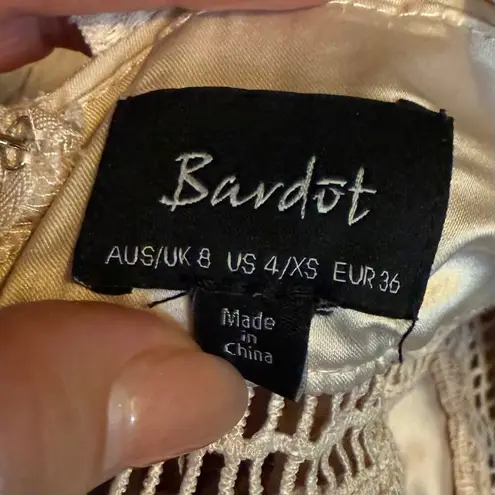 Bardot Women’s 4 Pink Gemma Floral Lace Halter Backless Eyelet Sheer Midi Dress