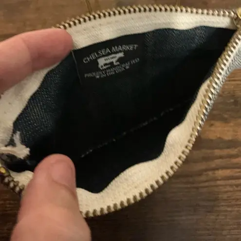 A HTF Rare Low Stock Chelsea Market New York Small Zip Denim Fabric Pouch White