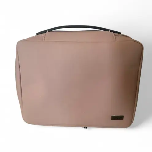 Away Blush Travel Pouch Pink