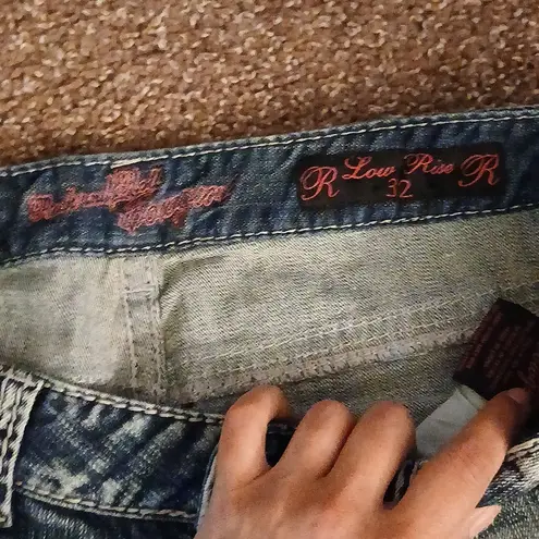 Rock & Roll Cowgirl low rise capris size 32