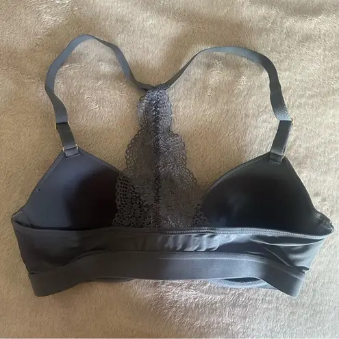 Lively Front Close T