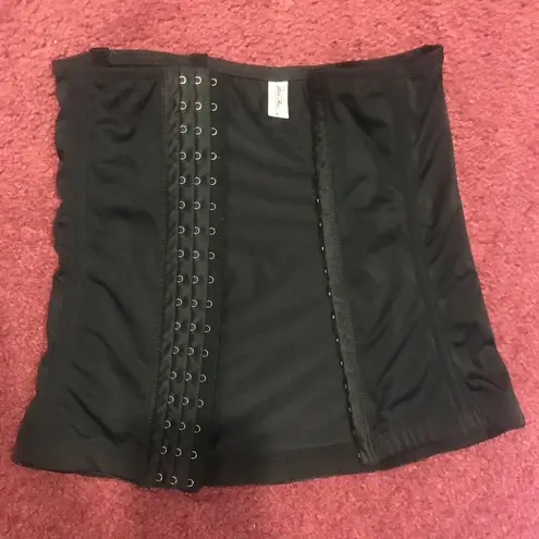 Marilyn Monroe Black Stretch waist cincher corset