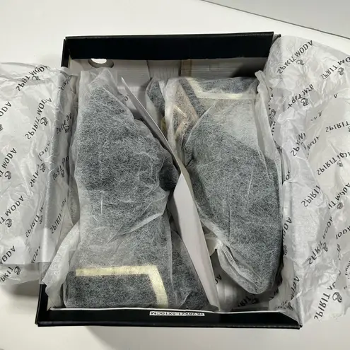 NIB!Spirit Moda Black