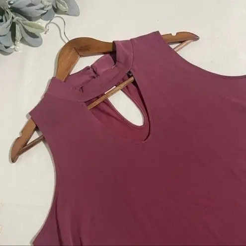 Olive & Oak Tank Top Sleeveless Blouse Open Neck Keyhole Back Medium