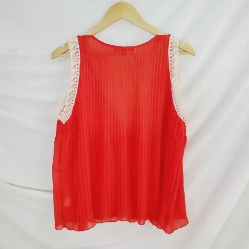 Romeo + Juliet Couture  Red Sleeveless Sheer Tank Top Lace trim shirt, L (A-5)