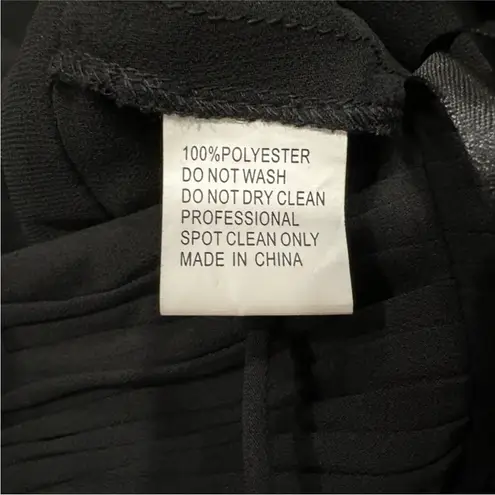 Mac Duggal Ieena 2650 Flowy Pleated V Neck Maxi Wedding Dress Size Small S