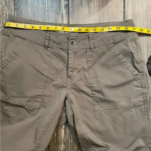 Mountain Hardwear Mountain Hardware Khaki Pants Sz 10 Dark Tan Hiking Pants