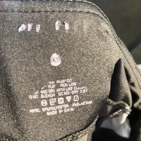 Bee & Cici Black Athletic Casual Capri Running Fitted Leggings Women Sz XS