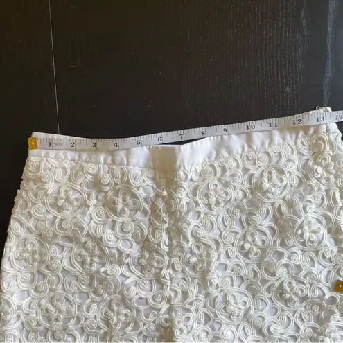 J. McLaughlin White Lace High Waist Shorts Size 2 old money capsule retro girly