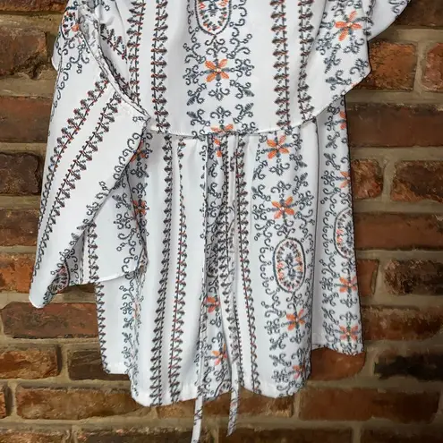 Pretty Little Thing  White One Shoulder Floral Romper Playsuit Women's Size US 6 - Image 3