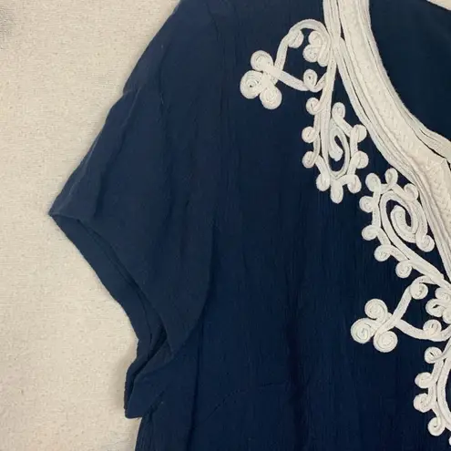 magnolia grace womens medium navy blue tunic shirt stitch fix textured lilly whi