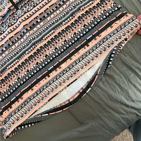 Nike  Pro Hyperwarm Aztec Print Half Zip Pullover. Size Medium.