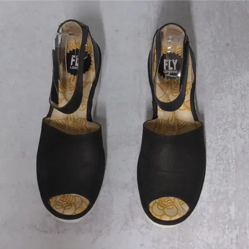 Fly London Yake Leather Wedge Sandals in Black– Size 41 (US 10-10.5) – EUC