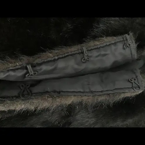 Brandon Thomas Brown Faux Fur Cape/Capelet