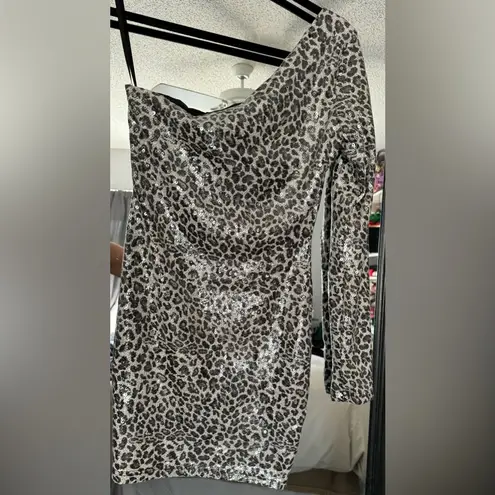 Ark & Co. Short animal print dress, in sequins