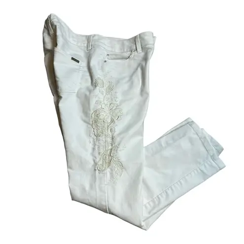 White House | Black Market  Classic White Embroidered Slim Ankle Jeans Size 4R