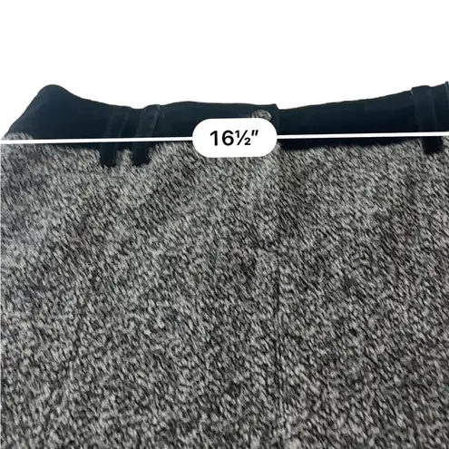 Armani Collezioni Skater Skirt Size 10 Black & White Marl with belt loops