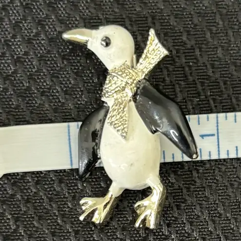 Vintage Gerry's Penguin w/ Gold Scarf Brooch