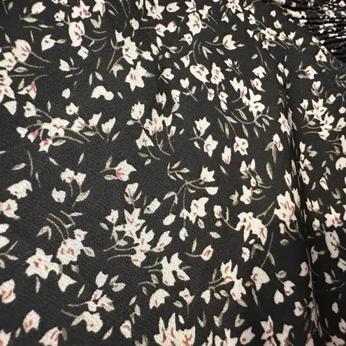 Calista Ditsy Printed Smocked Top Midi Dress Women sz Medium black white floral