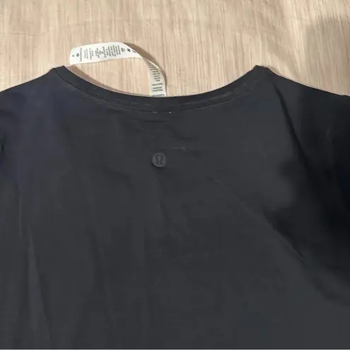 Lululemon  Athletica Love Crew Shirt