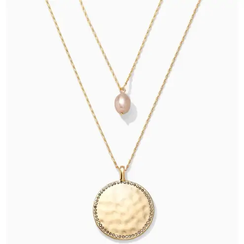 Stella & Dot Collector's Box Gold Medallion Pendant - - NWT! Great gift šš