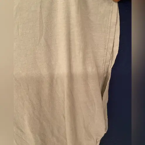 DreamR NWOT Owl Wide Neck Tee Gray