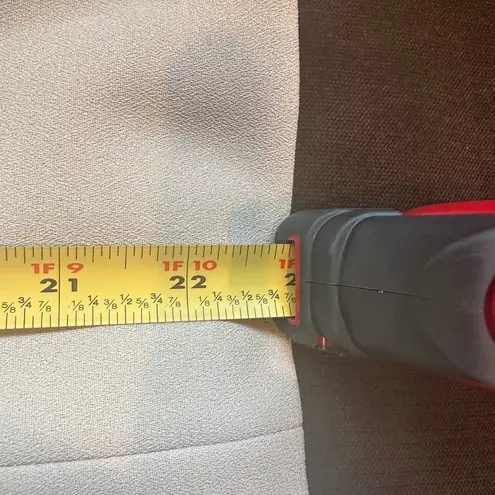 Le Suit Paris New York Beige & Black Top.Skirt Set Top Is Double Breasted Sz 12P