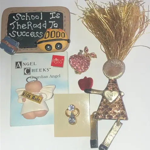 Lot of 5 Teacher School Apple Teacher Appreciation Brooches Pins