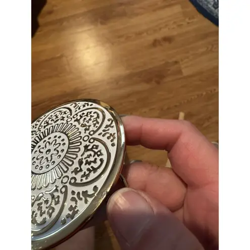 Coldwater Creek White Leather BELT Large Gold Tone Buckle X1 / XL Scroll 48”