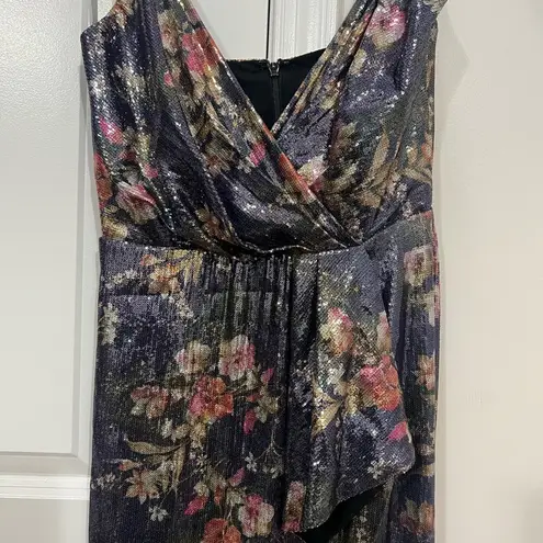 Monique Lhuillier ML Silver Floral Sequin Surplice Gown Size 4 US $595