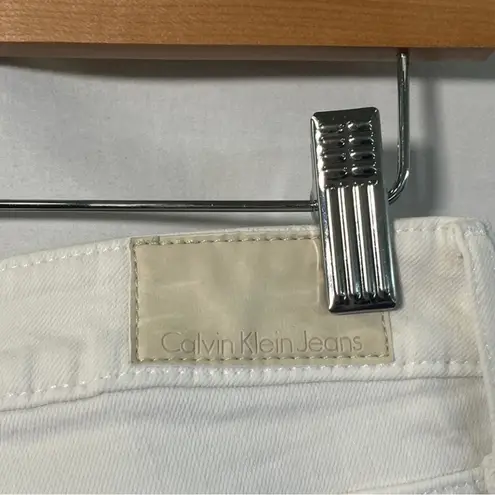 Calvin Klein Jeans Calvin Klein White Capri Jeans Womens Size 8 Raw Hem Distressed Frayed Cropped