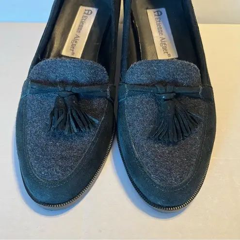 Etienne Aigner Eitenne Aigner Women Size 5.5 Medium Black Loafer Suede Sides Tassel Shoe Preppy