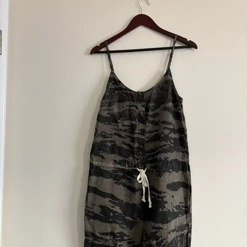 Enza Costa 100% French Linen Jumpsuit Women’s M Grey Print Gray Size M