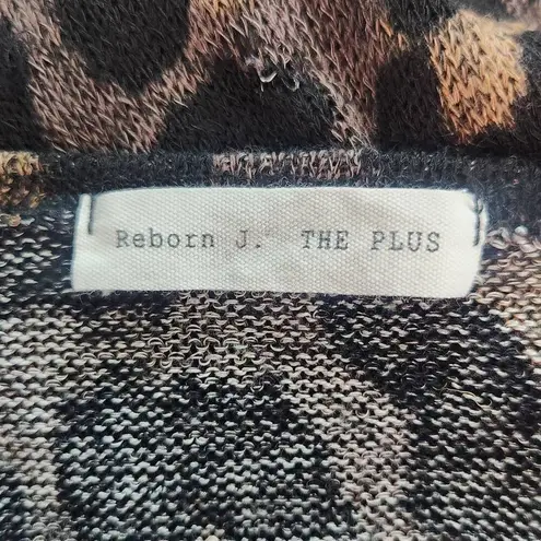 Reborn J Plus Leopard Print Knit Top Size 2X Stretchy Leopard Top with Tie Front