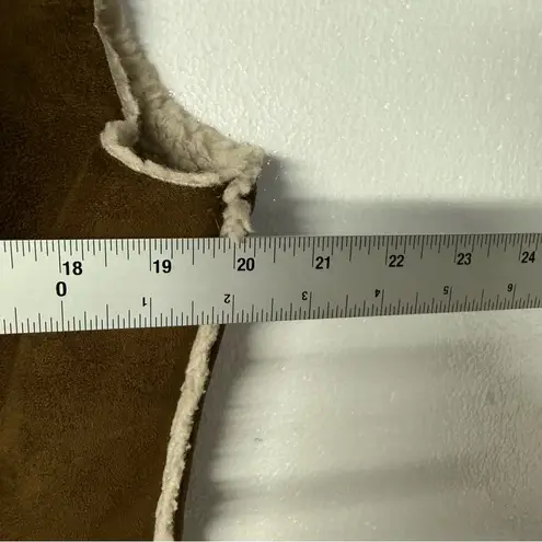 Vintage Lei Faux Suede Vest Large Brown Sheepskin Y2K Fringe Hem Button Front