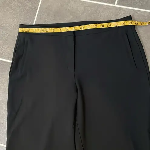 Lululemon  On The Move Pant *28" size 12
Black