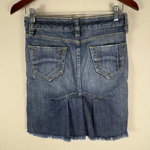 Arden B Vintage Y2K . Jean Denim Skirt Frayed Hem Size 2 Indie 2000s