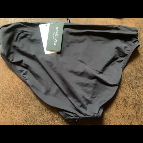 Kenneth Cole NWT  bikini