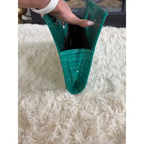 Emerald Green Crocodile Embossed oversized Clutch Bag Handbag Structured