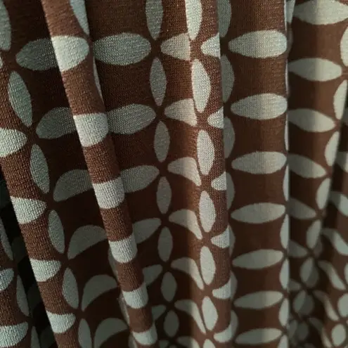 Daisy Fuentes empire waist top