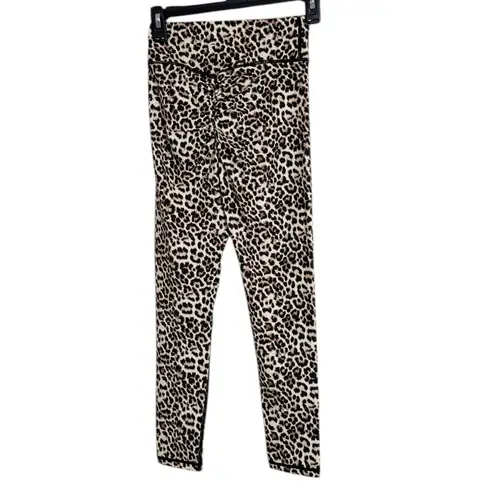 Zyia Active Athletic Leopard Print Brilliant Scrunch Back Leggings size 4