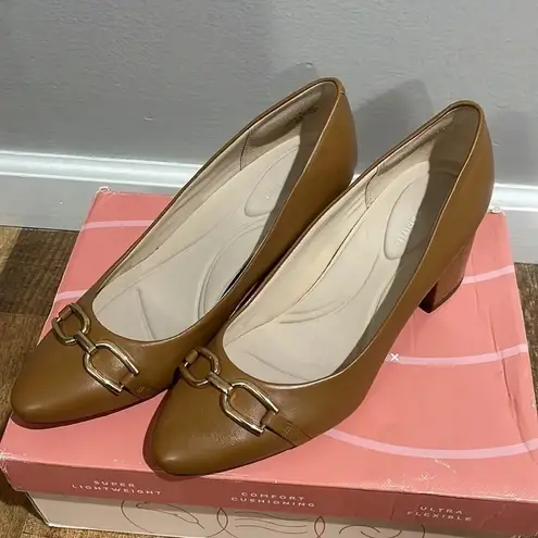Easy Spirit Tan Brown Carlla Formal Cushion Heels 9W