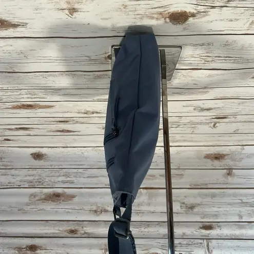 Dakine Jo Jo Crossbody Bag in Gray/Blue Gray