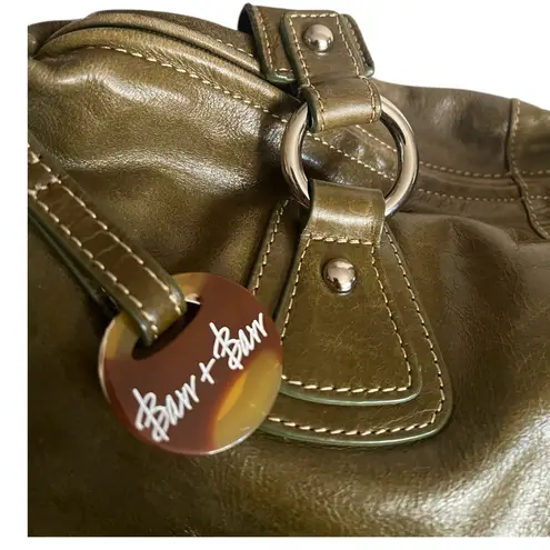 Barr & Barr Genuine Olive Green Leather Crossbody Shoulder Bag. Very subtle.