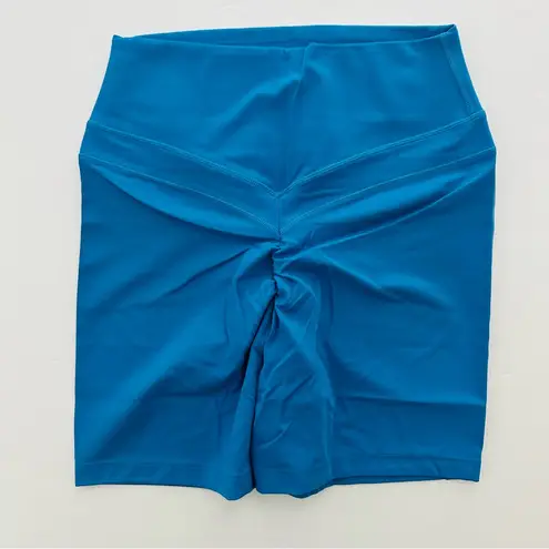 Gymshark  Whitney Shorts & Peek A Boo Sports Bra Set thumbnail 5