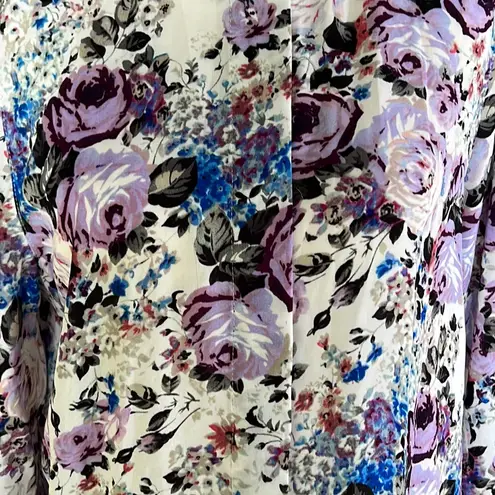 T Tahari  Floral Blouse