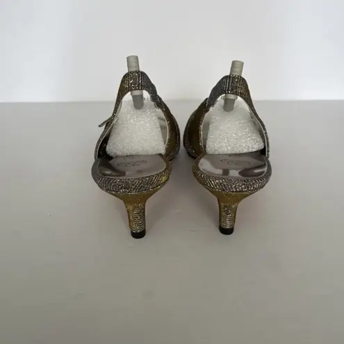 J Renee Heels Slader Dance Fabric Shimmery Pewter Kitten Heels Sling Back 8 W Silver