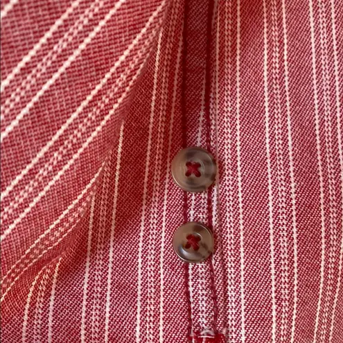Duluth Trading Co Red Button Down Shirt with Collared Design Size XL