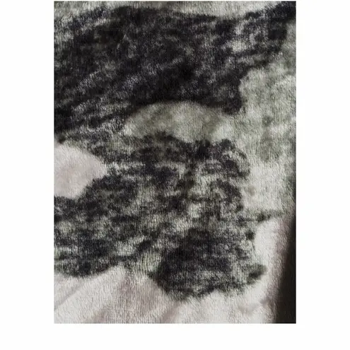 NWT women’s deluxe touch half zip lounge top Green Size L