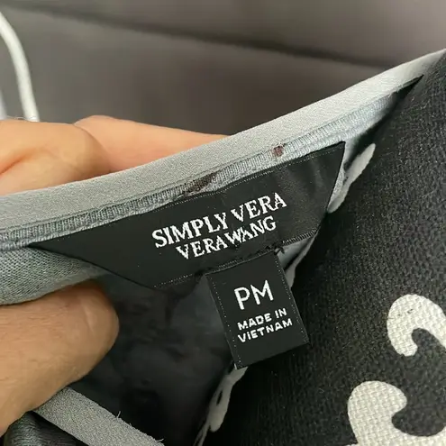 Simply Vera VERA WANG Gray Floral T-Shirt Size PM